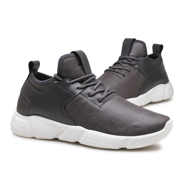 selling 2023 running shoes mens leather trainers sneakers black grey jogging outdoor shoe, White;red
selling 2023 running shoes mens leather trainers sneakers black grey jogging outdoor shoe, White;red