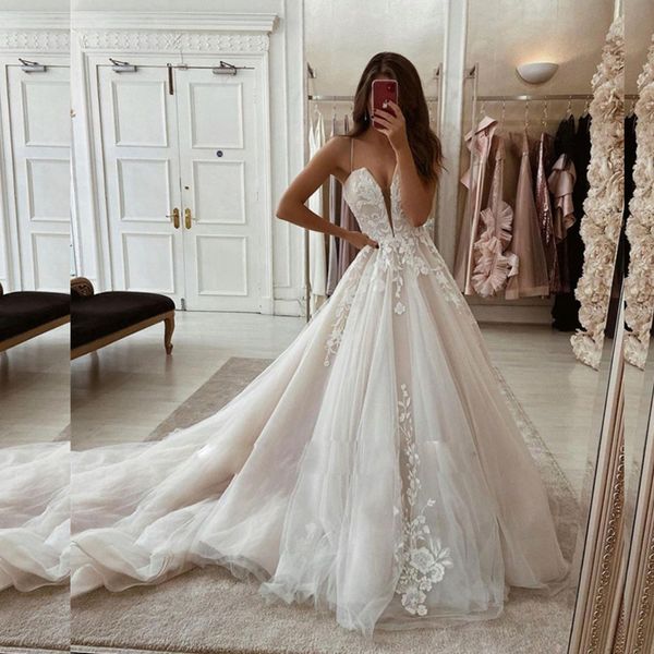 petite flowers lace appliques spaghetti wedding dress a line tulle bridal wedding gown chapel train formal dresses for bride, White
petite flowers lace appliques spaghetti wedding dress a line tulle bridal wedding gown chapel train formal dresses for bride, White