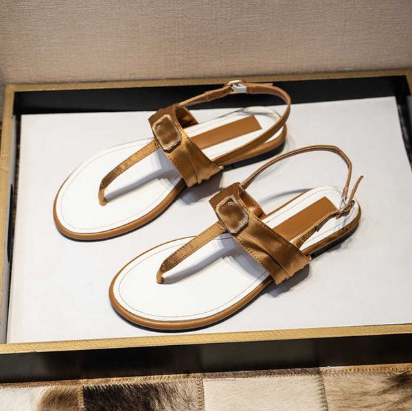 women interlocking c mule logo sandal crystal diamond buckle thong flip flops branded slippers satin summer shoes designer luxury paris ladi, Black
women interlocking c mule logo sandal crystal diamond buckle thong flip flops branded slippers satin summer shoes designer luxury paris ladi, Black