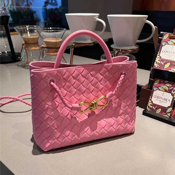abottegas vneta jodie mini teen intrecciato designer tote genuine leather women's bag premium woven handbag metal rope buckle single sh
abottegas vneta jodie mini teen intrecciato designer tote genuine leather women's bag premium woven handbag metal rope buckle single sh