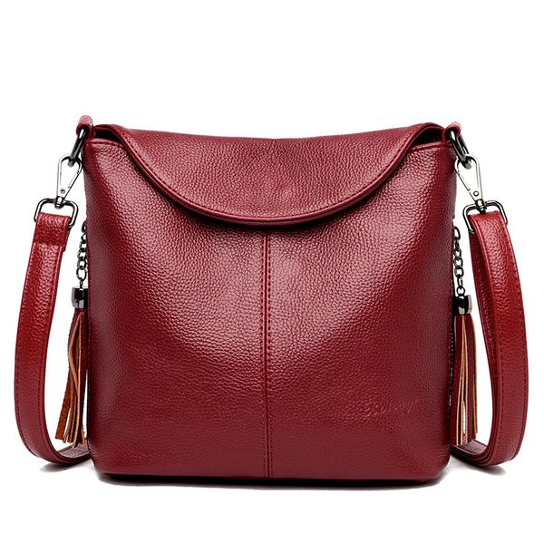 new european and american fashion mom's bag simple and casual large capacity pu one shoulder fashion crossbody bag
new european and american fashion mom's bag simple and casual large capacity pu one shoulder fashion crossbody bag