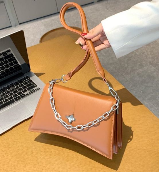 women's new special-interest design high-grade western style chain shoulder messenger bags casual small square bags underarm bag
women's new special-interest design high-grade western style chain shoulder messenger bags casual small square bags underarm bag