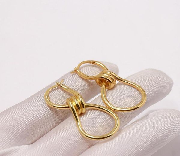fahion stainless steel18k gold stud earrings rose goldfashionable simple spiral knotted personality exquisit stud earrings for wom5320055, Golden;silver
fahion stainless steel18k gold stud earrings rose goldfashionable simple spiral knotted personality exquisit stud earrings for wom5320055, Golden;silver