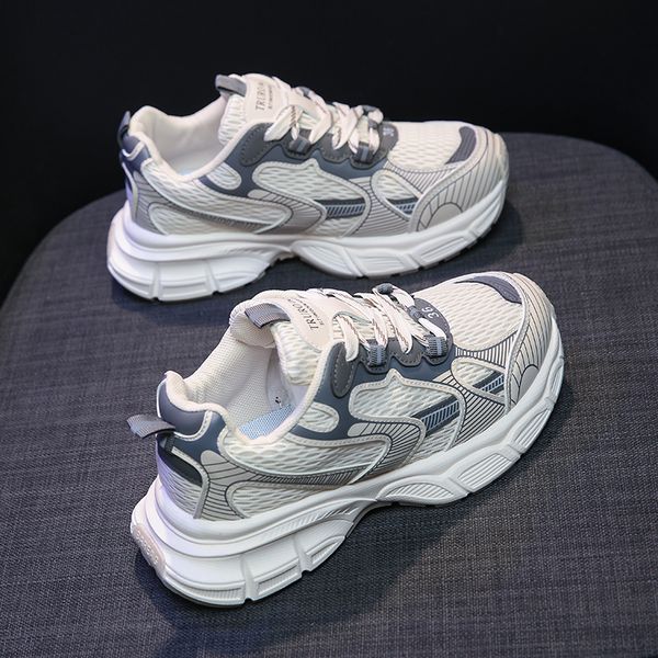 fashion women designer casual shoes triple white black grey pink purple mesh sports shoe jogging trainers woman platform tennis sneakers 35-
fashion women designer casual shoes triple white black grey pink purple mesh sports shoe jogging trainers woman platform tennis sneakers 35-
