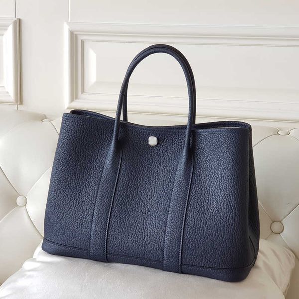 wholesale original party garden home tote bags online shop multi color contestant sewing wax thread xiaoxi handmade portable womens bag 30cm
wholesale original party garden home tote bags online shop multi color contestant sewing wax thread xiaoxi handmade portable womens bag 30cm