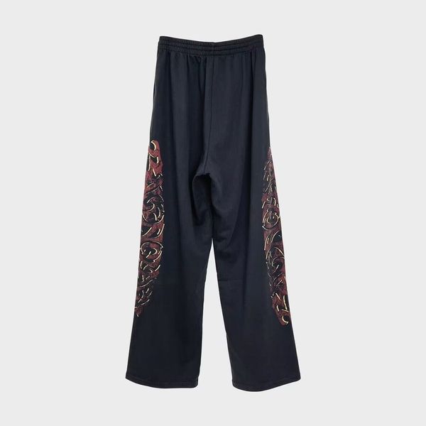 2023 new fashion pants men solid color big pockets loose style fire logo casual streetwear sport sweatpants bb, Black
2023 new fashion pants men solid color big pockets loose style fire logo casual streetwear sport sweatpants bb, Black