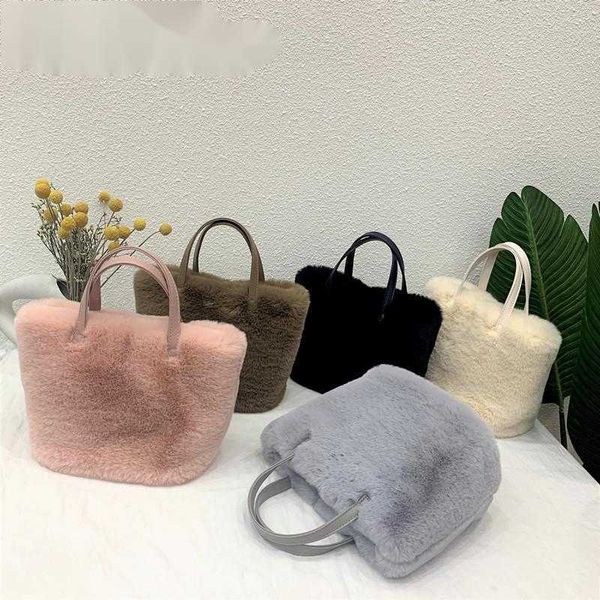 hbp crossbody bags evening bag faux fur solid color women handbags luxury designer ladies underarm s winter plush female furry shoulder smal
hbp crossbody bags evening bag faux fur solid color women handbags luxury designer ladies underarm s winter plush female furry shoulder smal