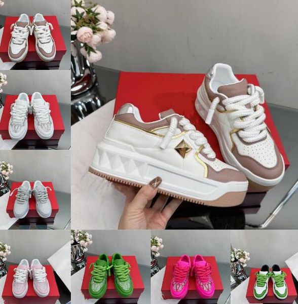 new style designer man luxury sneaker lady classics leather diamond autumn outdoors shoes woman high-quality thick-soled casual basketball s
new style designer man luxury sneaker lady classics leather diamond autumn outdoors shoes woman high-quality thick-soled casual basketball s