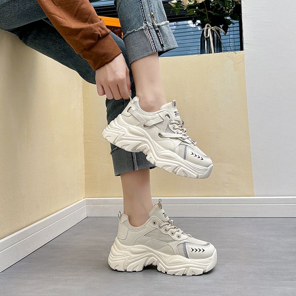 shoes casual women fashion designer black triple white woman girl trainers factory wholesale retail outdoor platform sports sneakers914
shoes casual women fashion designer black triple white woman girl trainers factory wholesale retail outdoor platform sports sneakers914