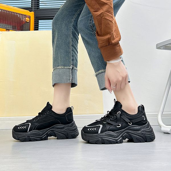 women casual ashion shoes designer fashion triple black white woman girl flat trainers factory wholesale retail outdoor platform sports hot
women casual ashion shoes designer fashion triple black white woman girl flat trainers factory wholesale retail outdoor platform sports hot