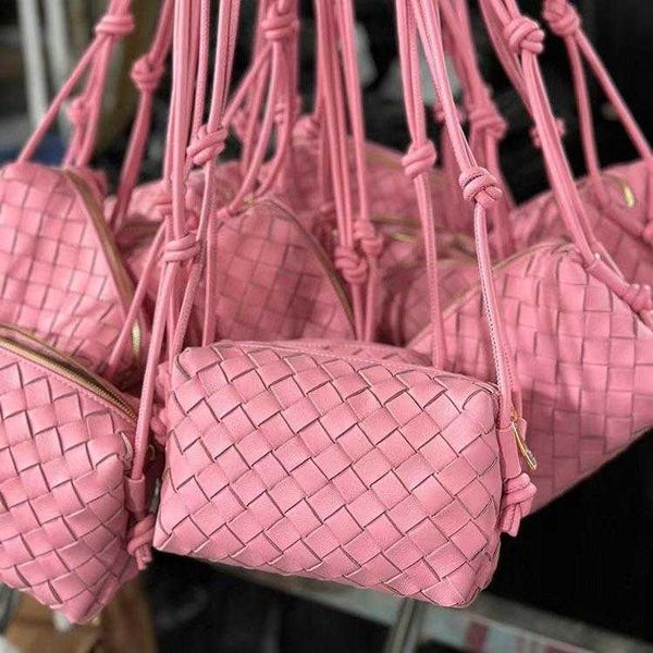 abottegas vneta jodie mini teen intrecciato designer tote sheepskin pillow bag with full leather woven shoulder crossbody bag for spring sum
abottegas vneta jodie mini teen intrecciato designer tote sheepskin pillow bag with full leather woven shoulder crossbody bag for spring sum
