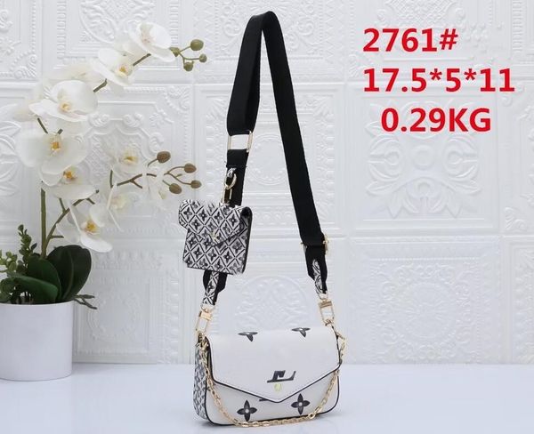 luxury shoulder bags monograms embossed easy pouch on strap designers bag handbag women messenger handbags water tote pochette chain crossbo
luxury shoulder bags monograms embossed easy pouch on strap designers bag handbag women messenger handbags water tote pochette chain crossbo