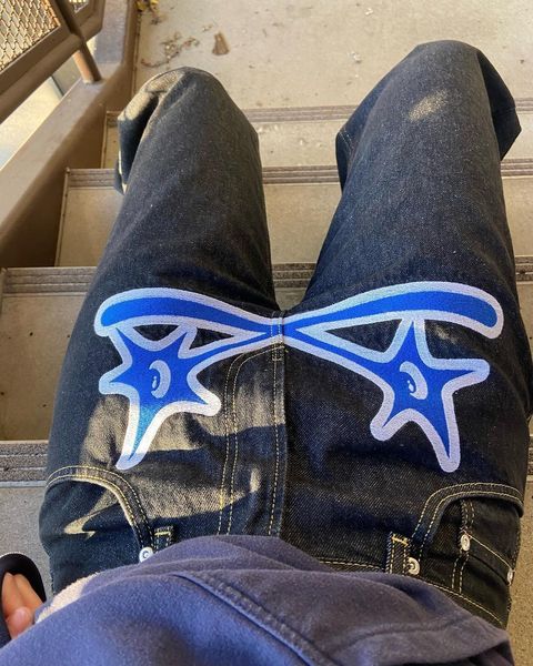 mens jeans high street hiphop men printed jeans y2k four seasons fashion couple style straight loose baggy 230801, Blue
mens jeans high street hiphop men printed jeans y2k four seasons fashion couple style straight loose baggy 230801, Blue