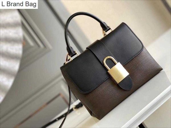 2023 new 10a fashion lock bb designer bag fashion women's bag leather handbag shoulder messenger bag luxury brand color matching crossb, Black
2023 new 10a fashion lock bb designer bag fashion women's bag leather handbag shoulder messenger bag luxury brand color matching crossb, Black