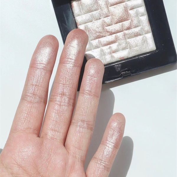 foundation highlighter makeup face shimmer powder palette base highlight contour golden bronzer gift 230801
foundation highlighter makeup face shimmer powder palette base highlight contour golden bronzer gift 230801
