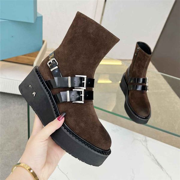luxury design boots 2023 pradity fashion women retro decoration winter warm snow non slip high heel martin knight tassel casual socks boots, Black
luxury design boots 2023 pradity fashion women retro decoration winter warm snow non slip high heel martin knight tassel casual socks boots, Black