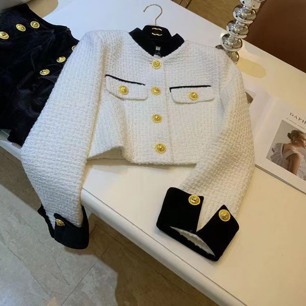 designer luxury lapels polo women's jacket fashion chest pocket metal button knit long sleeve cardigan jacket asian size s-xl, Black;brown
designer luxury lapels polo women's jacket fashion chest pocket metal button knit long sleeve cardigan jacket asian size s-xl, Black;brown
