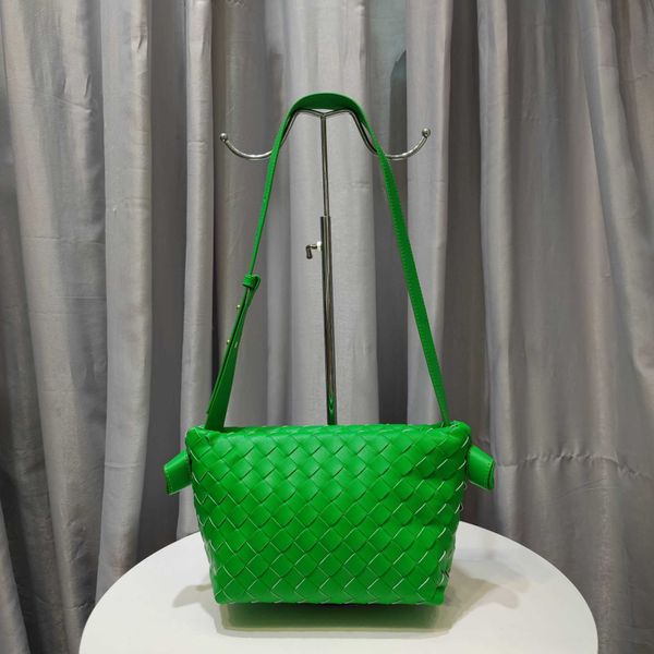 abottegas vneta jodie mini teen intrecciato designer tote woven vegetable basket bag women's handheld shoulder bag leather large capaci
abottegas vneta jodie mini teen intrecciato designer tote woven vegetable basket bag women's handheld shoulder bag leather large capaci