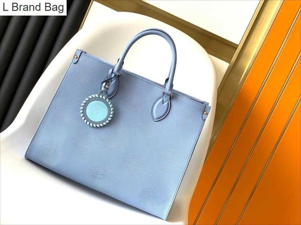 2023 new 10a new summer luxury shoulder bag designer class leather casual round hanging tag shopping bag women's handbag crossbody bag, Black
2023 new 10a new summer luxury shoulder bag designer class leather casual round hanging tag shopping bag women's handbag crossbody bag, Black