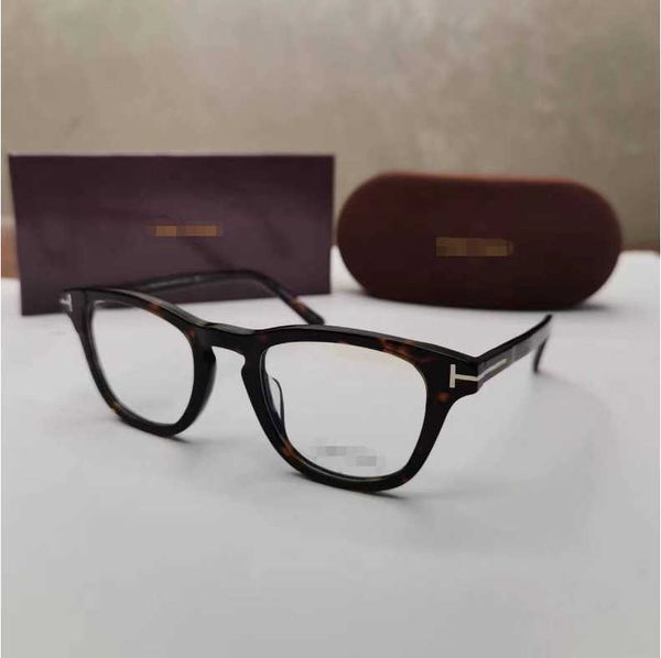 designer tom sunglasses women men ford luxury brand summer casual new plate circular glasses street shoot popular myopia frame network red, White;black
designer tom sunglasses women men ford luxury brand summer casual new plate circular glasses street shoot popular myopia frame network red, White;black