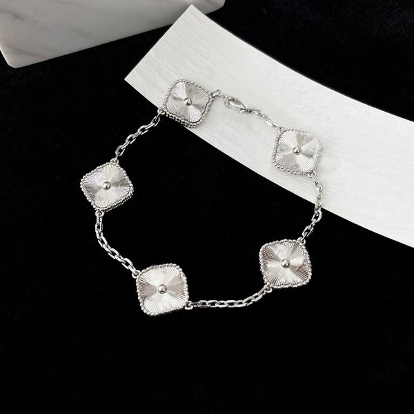 laser four leaf clover silver bracelets diamond four leaf bangle designer 18k gold palted 5 flowers women jewelry wholesale wedding gifts, Black
laser four leaf clover silver bracelets diamond four leaf bangle designer 18k gold palted 5 flowers women jewelry wholesale wedding gifts, Black