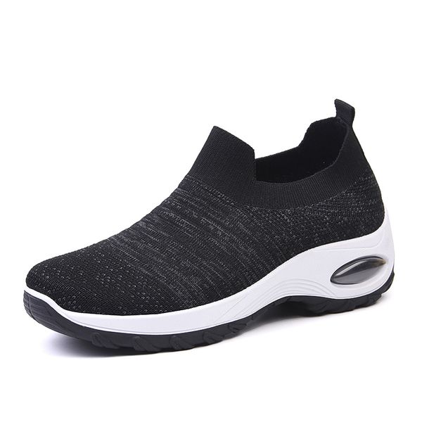 fashion outdoor trainers runners running shoes for men women gift outdoor lawn sports sneakers breathable and lightweight soft bottom
fashion outdoor trainers runners running shoes for men women gift outdoor lawn sports sneakers breathable and lightweight soft bottom