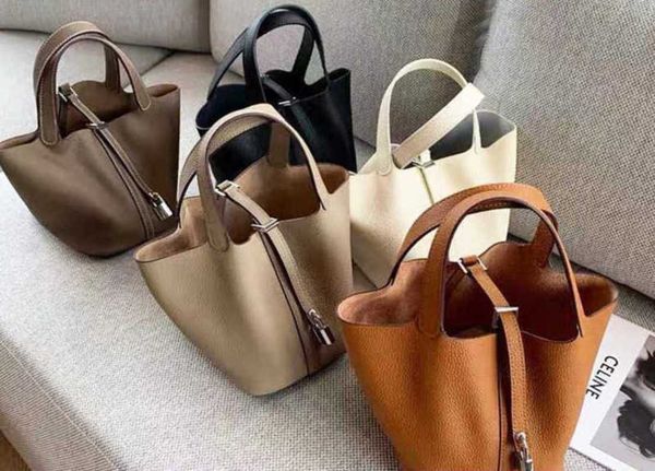 a designer tote bag her mas handbag authentic totes picotin bags womens bag handheld bag headlayer cowhide leather handheld bucket bag vege
a designer tote bag her mas handbag authentic totes picotin bags womens bag handheld bag headlayer cowhide leather handheld bucket bag vege