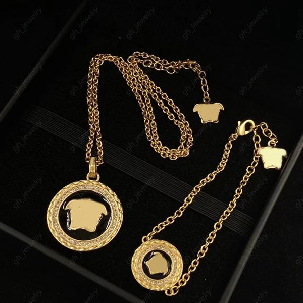 have stamps 18k gold pendant necklace luxury designer bracelet jewelry sets for women's party birthday gifts with box, Silver
have stamps 18k gold pendant necklace luxury designer bracelet jewelry sets for women's party birthday gifts with box, Silver