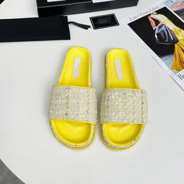 new leather sandals and slippers, ladies' fashion slippers, joker flat sandals, slippers., Black
new leather sandals and slippers, ladies' fashion slippers, joker flat sandals, slippers., Black