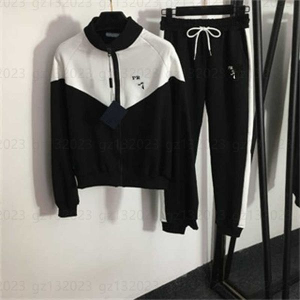 sweat casual two piece set women tracksuit letter print color block long sleeve stand collar zip up jackets elastic waist sweatpants womens, Gray
sweat casual two piece set women tracksuit letter print color block long sleeve stand collar zip up jackets elastic waist sweatpants womens, Gray