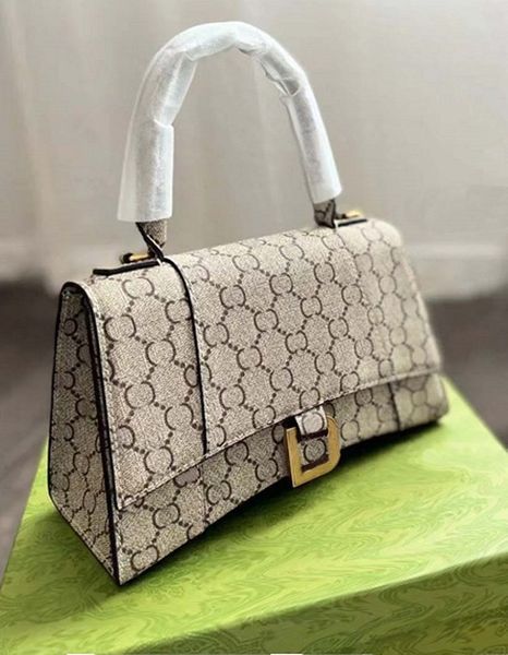 designer bags shoulder bag handbag women's fashion balenesciaga cross body half moon luxuries genuine leather classic retro wallet hand
designer bags shoulder bag handbag women's fashion balenesciaga cross body half moon luxuries genuine leather classic retro wallet hand