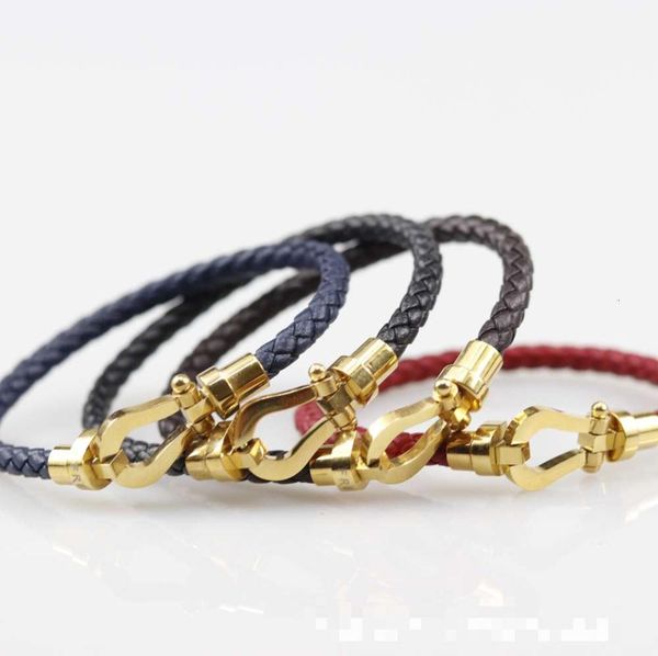 europe classic style 18k gold black horse hoof buckle genuine leather bracelet with stainls steel accsori5325261, Golden;silver
europe classic style 18k gold black horse hoof buckle genuine leather bracelet with stainls steel accsori5325261, Golden;silver