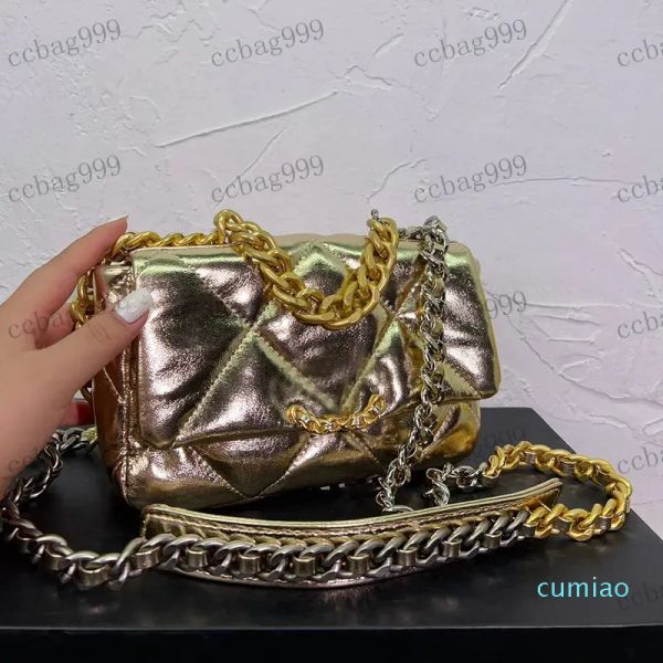 2023-new womens shoulder bag soft sheepskin diamond buckle tote matelasse chain two tone crossbody bag luxury designer mini purse princess b
2023-new womens shoulder bag soft sheepskin diamond buckle tote matelasse chain two tone crossbody bag luxury designer mini purse princess b