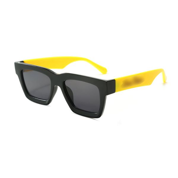 designer sunglasses for women and men european american two-color splicing fashion sunglasses senior sense of tide sunscreen travel personal, White;black
designer sunglasses for women and men european american two-color splicing fashion sunglasses senior sense of tide sunscreen travel personal, White;black
