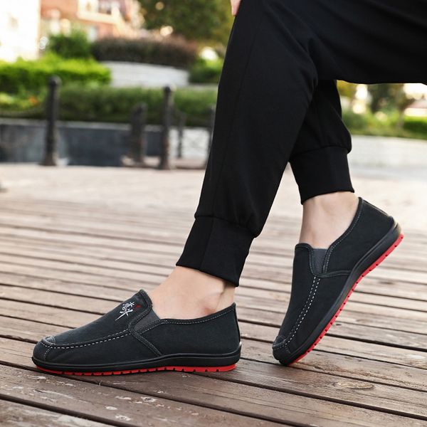 new mens designer casual shoes outdoor platform mens fashion blue black loafers sneakers jogging sports trainers shoes for size 39-44
new mens designer casual shoes outdoor platform mens fashion blue black loafers sneakers jogging sports trainers shoes for size 39-44