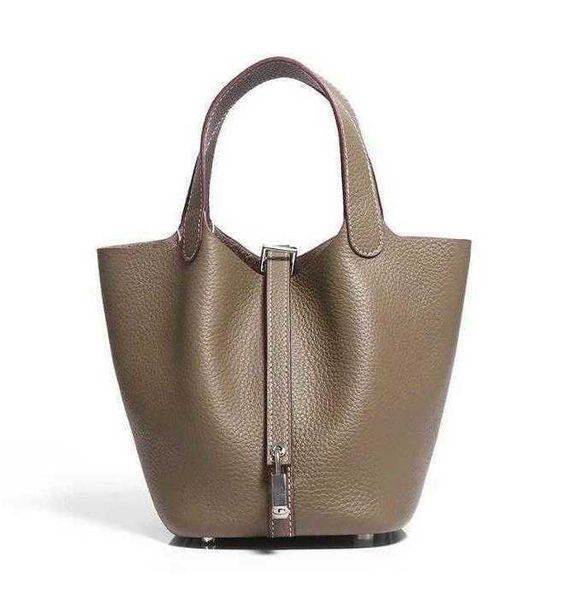 a designer tote bag her mas handbag women picotin womens luxury bags h family leather vegetable basket leather bucket bag senior portab 1rku
a designer tote bag her mas handbag women picotin womens luxury bags h family leather vegetable basket leather bucket bag senior portab 1rku