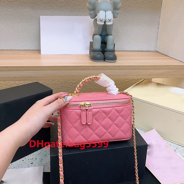 retro soft trunk womens box bag cosmetic case luxury tote handbag clutch genuine leather cross body shoulder chain bag 7.9in
retro soft trunk womens box bag cosmetic case luxury tote handbag clutch genuine leather cross body shoulder chain bag 7.9in