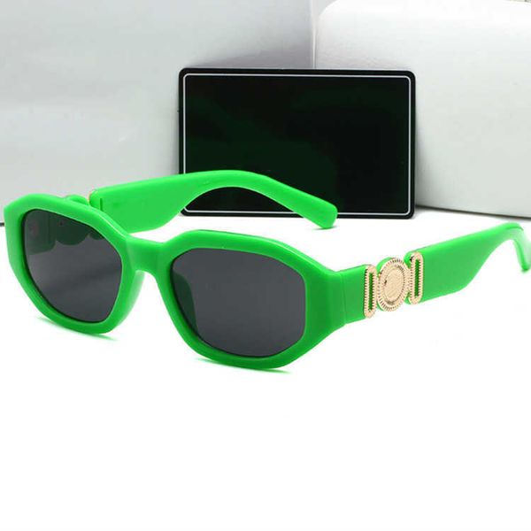 new 2023 fashion sunglasses luxury sunglasses for man woman designer goggle beach sun glasses retro small frame luxury design uv400 quality, White;black
new 2023 fashion sunglasses luxury sunglasses for man woman designer goggle beach sun glasses retro small frame luxury design uv400 quality, White;black