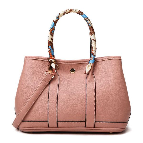 wholesale original party garden home tote bags online shop baobao womens 2023 new trendy bag simplified large capacity shopping water bucket
wholesale original party garden home tote bags online shop baobao womens 2023 new trendy bag simplified large capacity shopping water bucket
