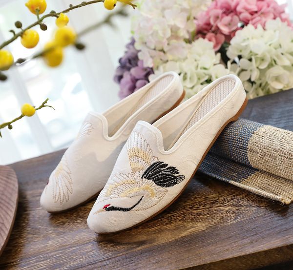 dress shoes pointed fashionable chinese style retro embroidered fabric cloth slippers for women summer outdoor ladies backless sandals 23080, Black
dress shoes pointed fashionable chinese style retro embroidered fabric cloth slippers for women summer outdoor ladies backless sandals 23080, Black