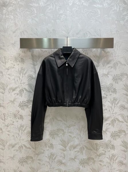 women's leather jacket with a lapel collar and short leather j acket with delicate texture and high waisted design 731, Black;brown
women's leather jacket with a lapel collar and short leather j acket with delicate texture and high waisted design 731, Black;brown