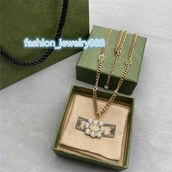 shiny diamond long pendant necklaces double letter sweater chain necklace women rhinestone pendants with gift box, Silver
shiny diamond long pendant necklaces double letter sweater chain necklace women rhinestone pendants with gift box, Silver
