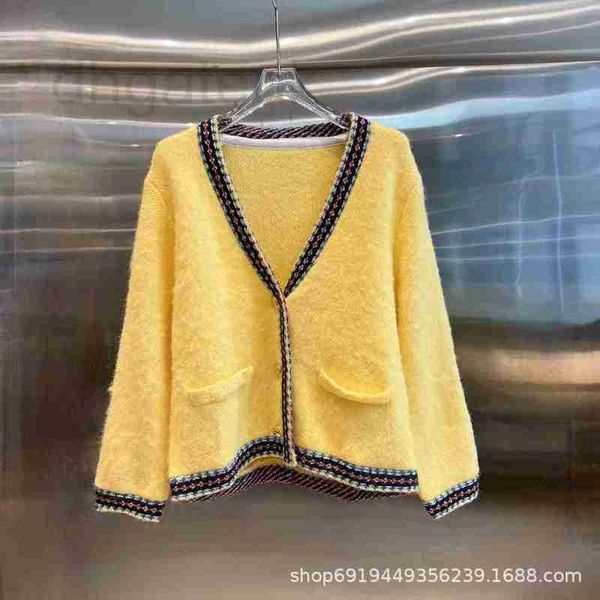 women's knits & tees designer autumn/winter new heavy industry knitted soft yellow cardigan v-neck fashion slim white kx62
women's knits & tees designer autumn/winter new heavy industry knitted soft yellow cardigan v-neck fashion slim white kx62