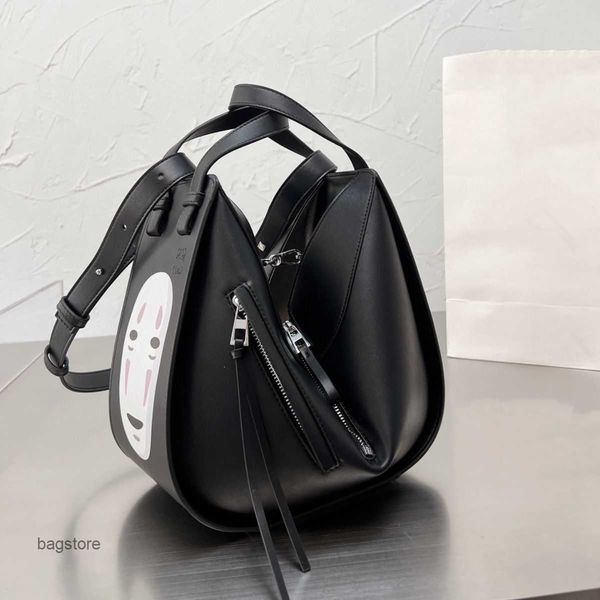 male bag hammock bucket large loewbags designer splicing bags cowhide 2023 capacity faceless deformation women's 7rui
male bag hammock bucket large loewbags designer splicing bags cowhide 2023 capacity faceless deformation women's 7rui