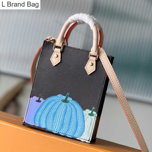 l bag 7a totes shoulder bag crossbody mrrorpocket petit sac plat pumpkin gradient mini tote spring in the city canvas leather yk sheet music, Black
l bag 7a totes shoulder bag crossbody mrrorpocket petit sac plat pumpkin gradient mini tote spring in the city canvas leather yk sheet music, Black