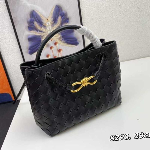woven designer andiamo bag botegas fashion 2023 new large capacity versatile cowhide tote casual one shoulder handbag 1 yc1h
woven designer andiamo bag botegas fashion 2023 new large capacity versatile cowhide tote casual one shoulder handbag 1 yc1h