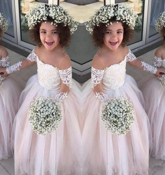 lace sheer long sleeves little girls pageant gowns tulle ball gown flower girl dresses for wedding baby birthday party dress 726645, White;blue
lace sheer long sleeves little girls pageant gowns tulle ball gown flower girl dresses for wedding baby birthday party dress 726645, White;blue