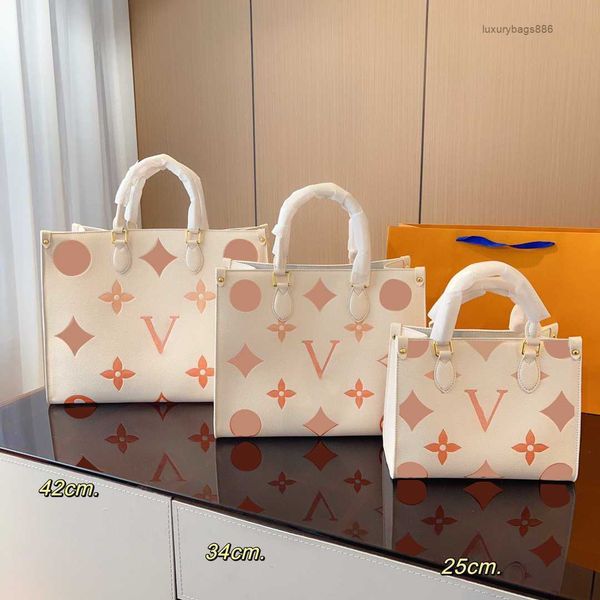 2023 fashion handbag delicate crossbody bag printed fresh jungle bag simple luxury leather design ladies large capacity tote bag 46513
2023 fashion handbag delicate crossbody bag printed fresh jungle bag simple luxury leather design ladies large capacity tote bag 46513