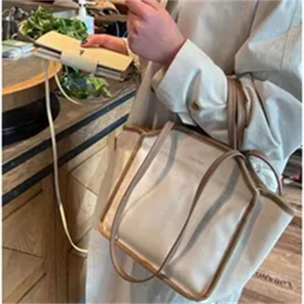 spring diaper bags korean mom canvas bag multifunction lunch bag fashion messenger bag with packet powder baby accessories bag, Black
spring diaper bags korean mom canvas bag multifunction lunch bag fashion messenger bag with packet powder baby accessories bag, Black