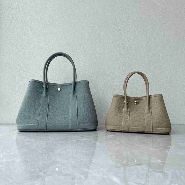 wholesale original party garden home tote bags online shop womens bag cowhide garden leather fashion handbag large capacity versatile t have
wholesale original party garden home tote bags online shop womens bag cowhide garden leather fashion handbag large capacity versatile t have